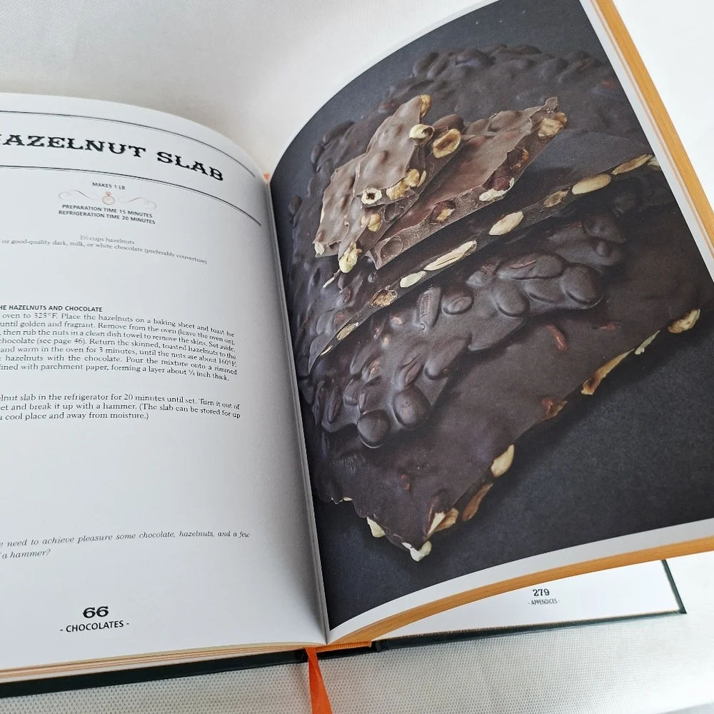 À la Mère de Famille: Recipes from the Beloved Parisian Confectioner Cookbook - Picture 10 of 12